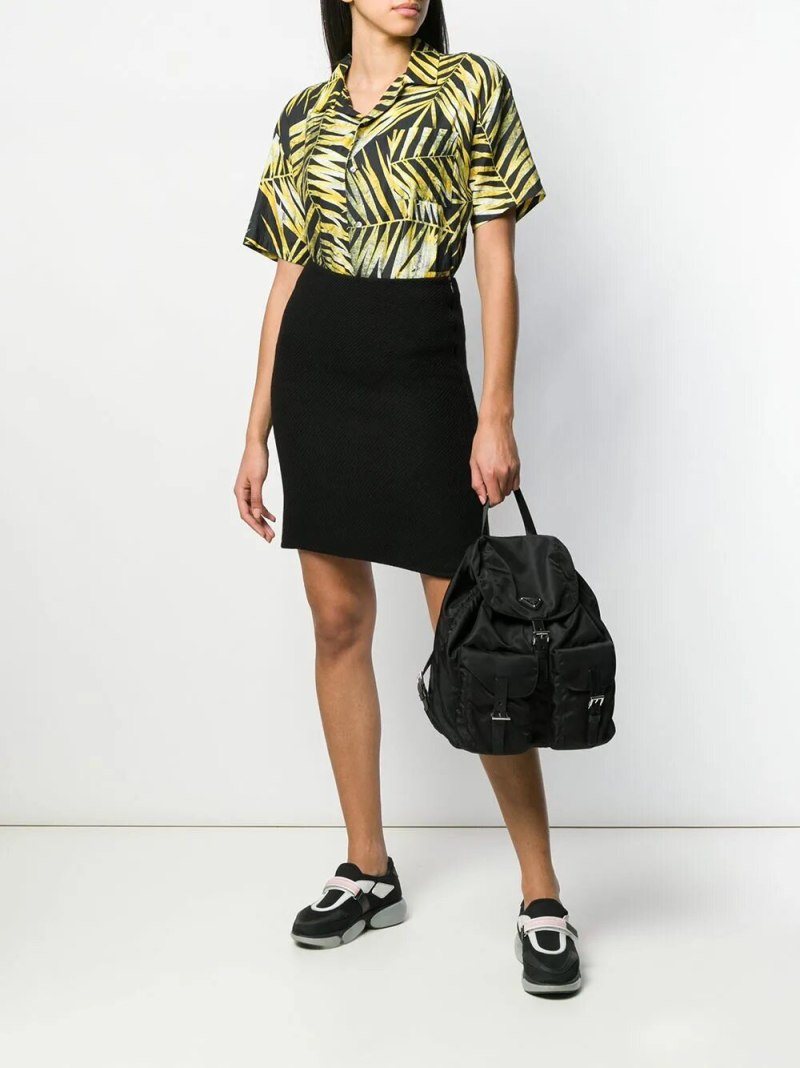 Prada чёрно жёлтая одежда