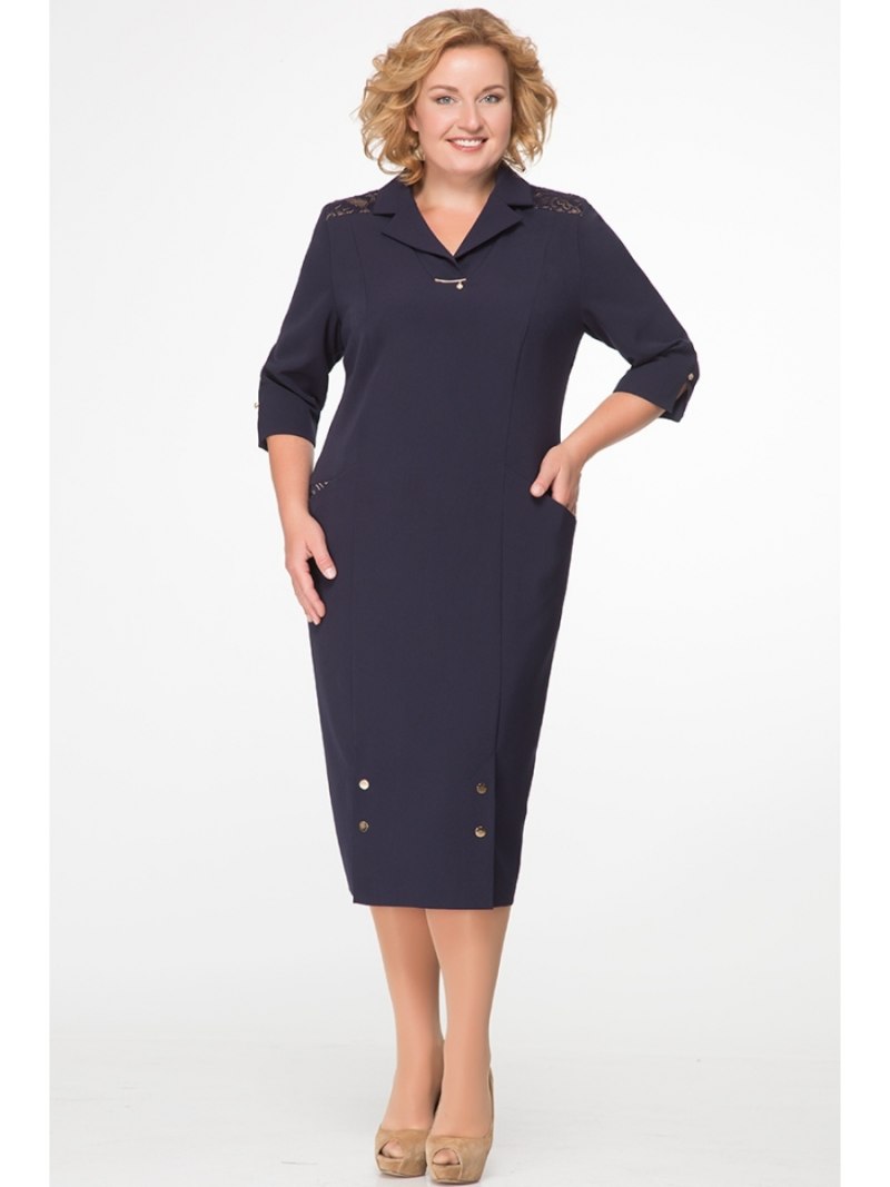 Платье из костюмной ткани для полных