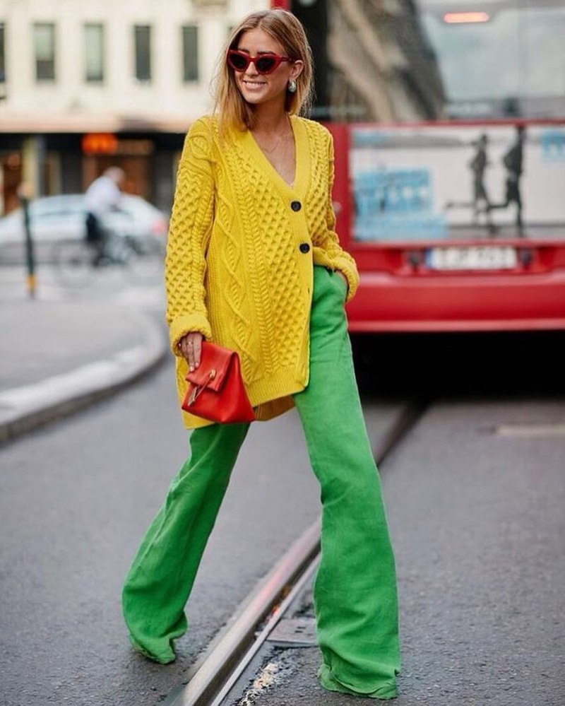 Яркая одежда для женщин